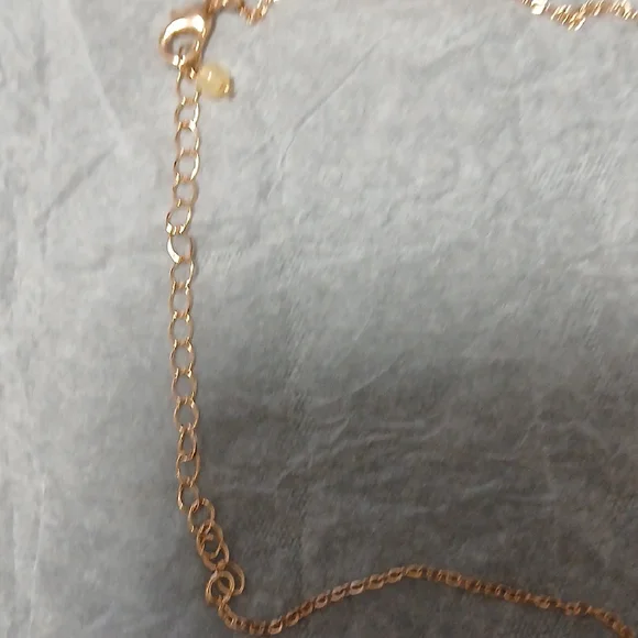 Avon Gold and Cream Cameo Necklace - Picture 2 of 9